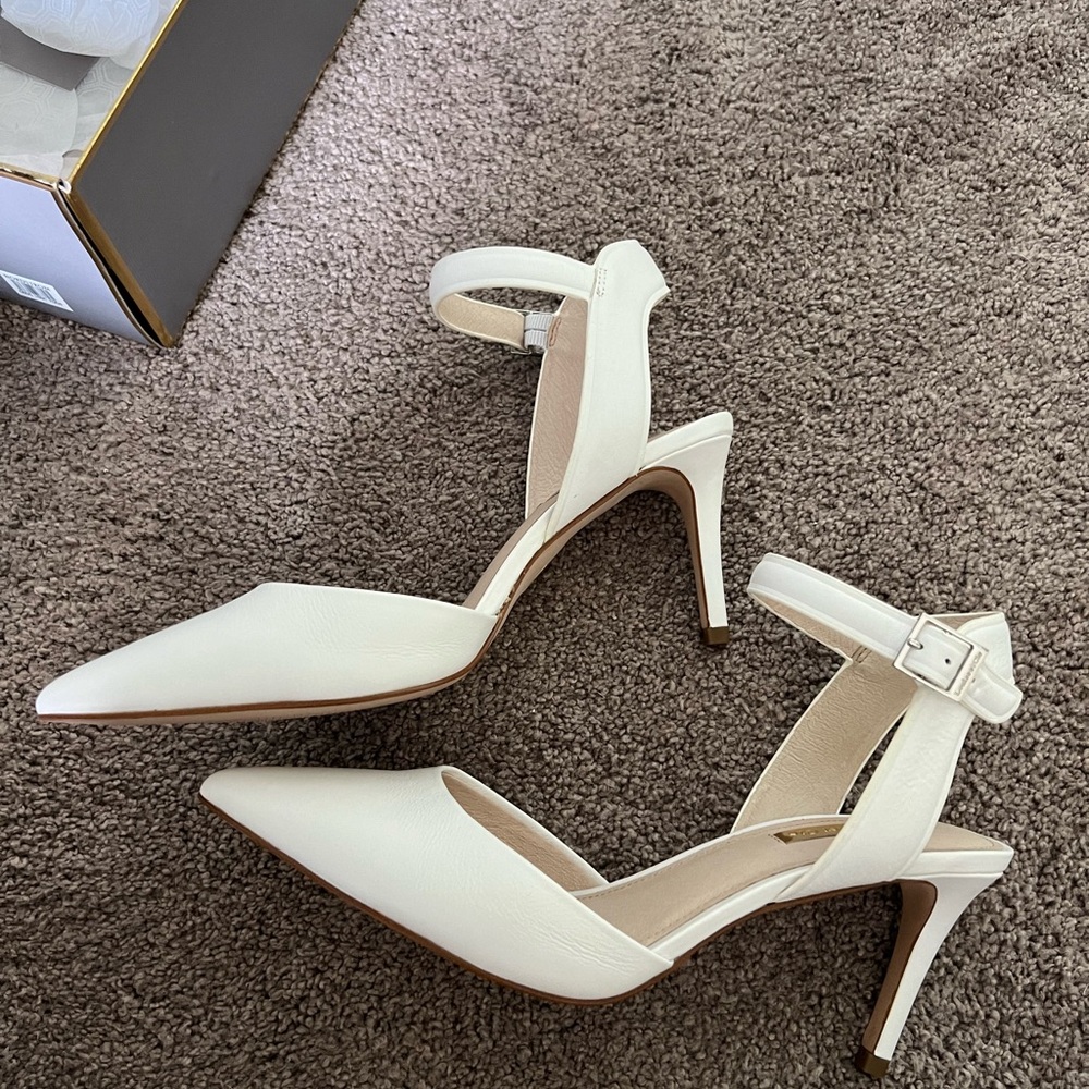 Louise et Cie white heels